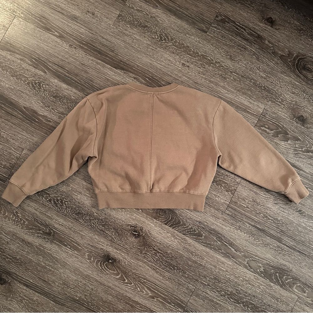 Fundamental Coast V Neck Crop Sweatshirt - Picture 7 of 7